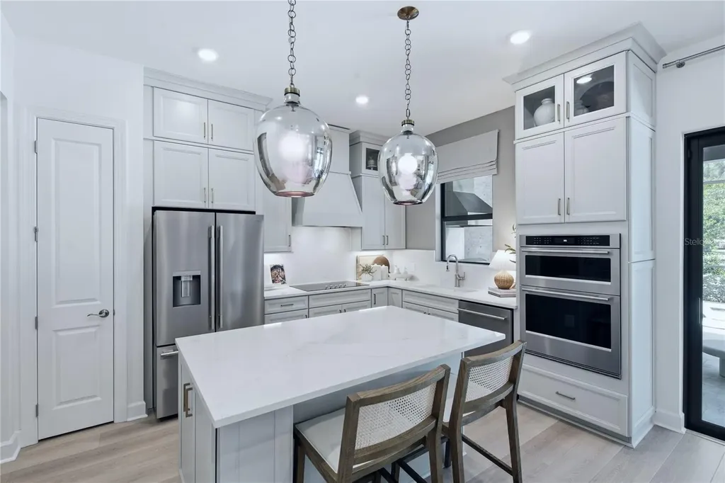 7444 Summer Court Sarasota FL 34231