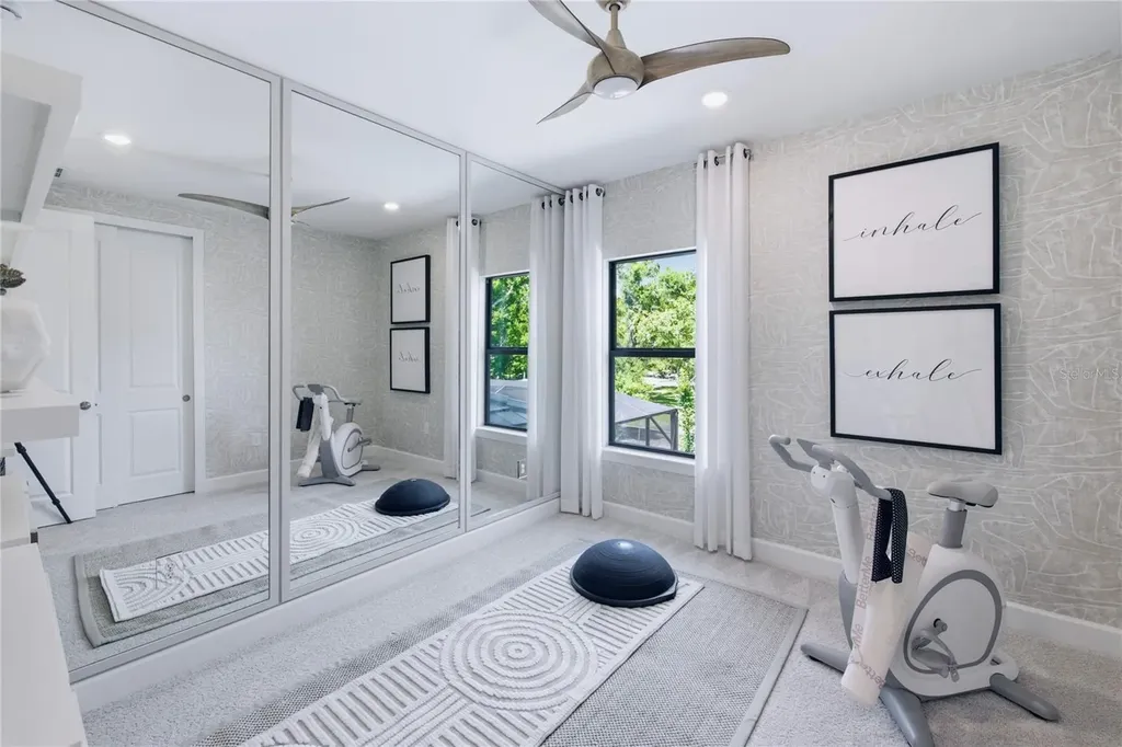 7444 Summer Court Sarasota FL 34231