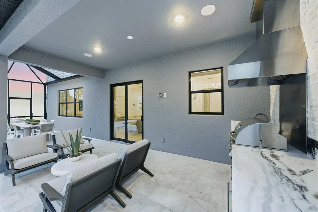 7444 Summer Court Sarasota FL 34231