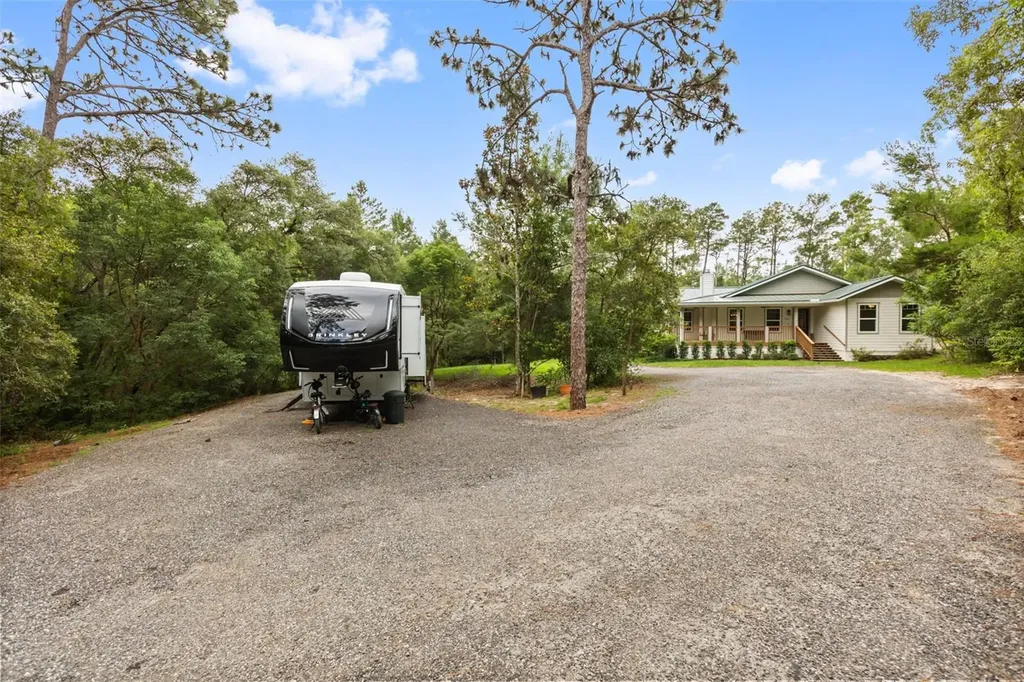 925 Blackjack Ridge Trail Lake Helen FL 32744
