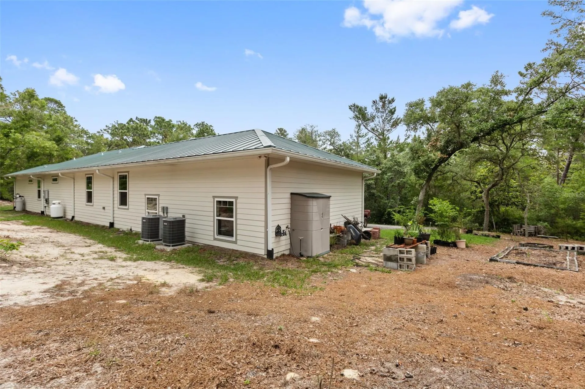 925 Blackjack Ridge Trail Lake Helen FL 32744