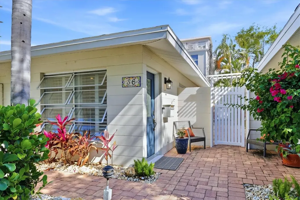 6005 Midnight Pass Road Sarasota FL 34242