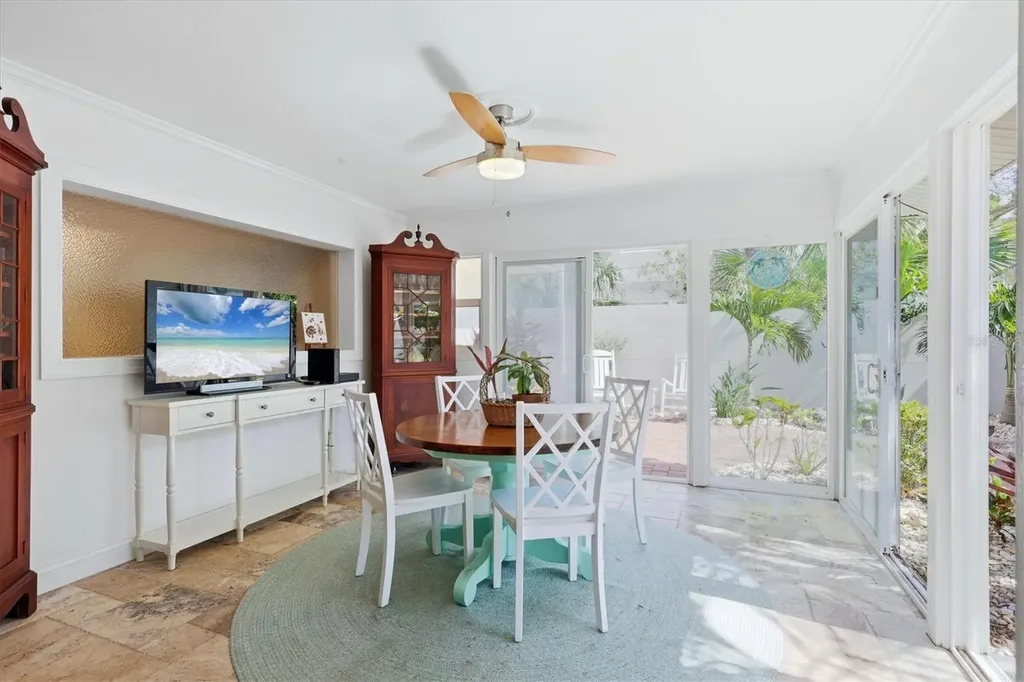 6005 Midnight Pass Road Sarasota FL 34242