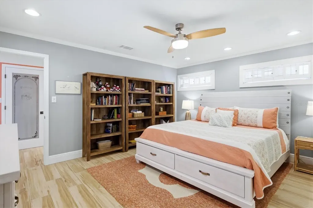 6005 Midnight Pass Road Sarasota FL 34242