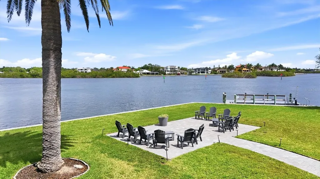 6005 Midnight Pass Road Sarasota FL 34242