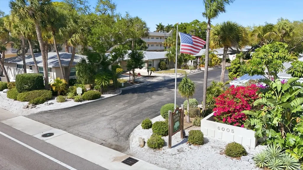 6005 Midnight Pass Road Sarasota FL 34242