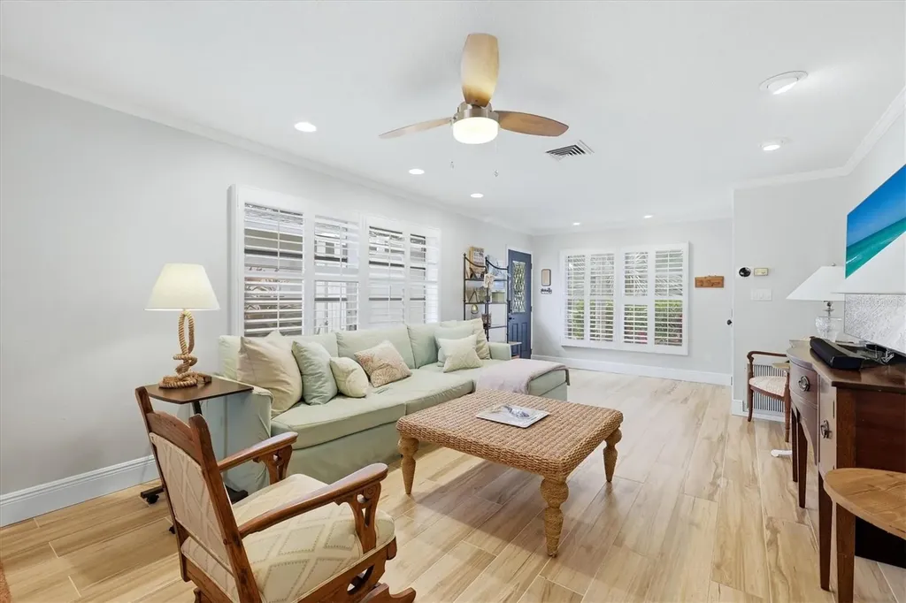 6005 Midnight Pass Road Sarasota FL 34242