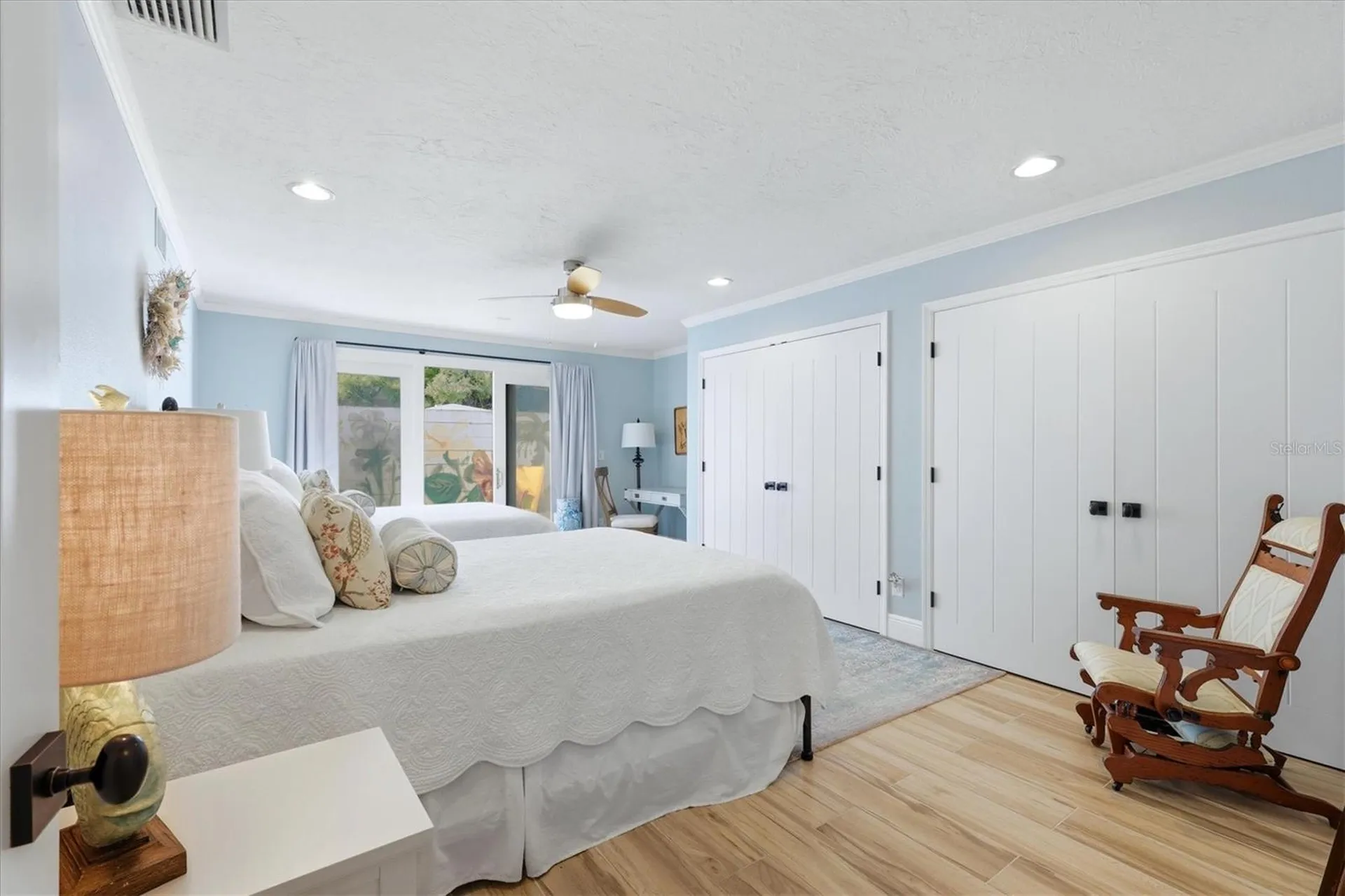 6005 Midnight Pass Road Sarasota FL 34242