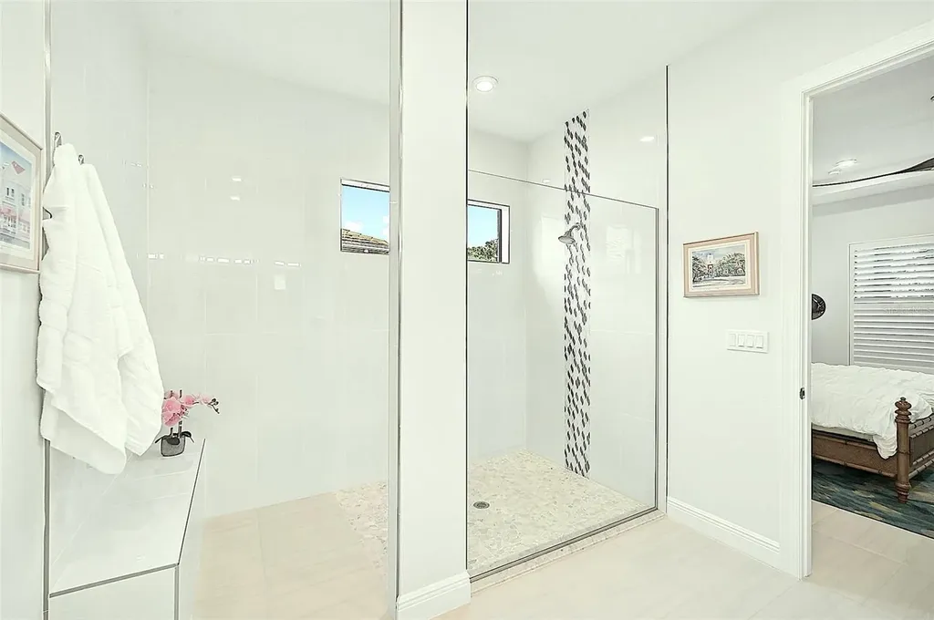 4940 Surfside Circle Bradenton FL 34211