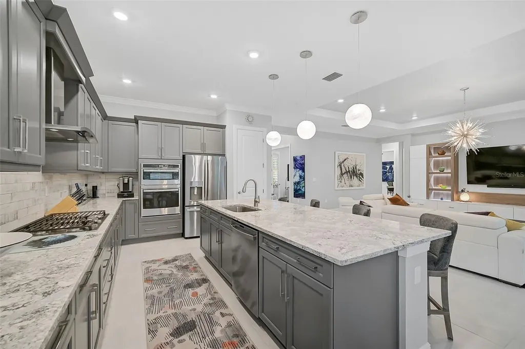 4940 Surfside Circle Bradenton FL 34211