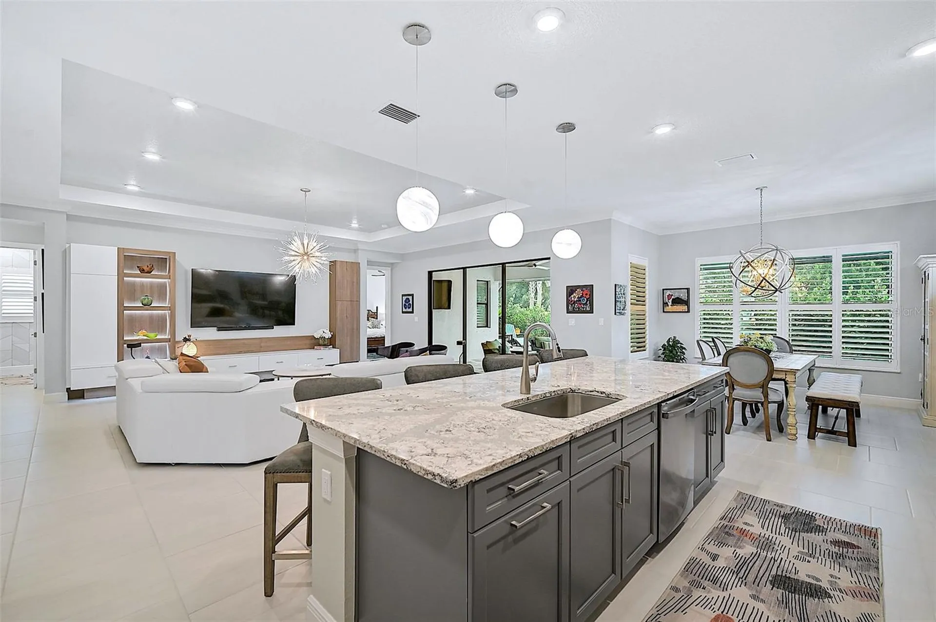 4940 Surfside Circle Bradenton FL 34211