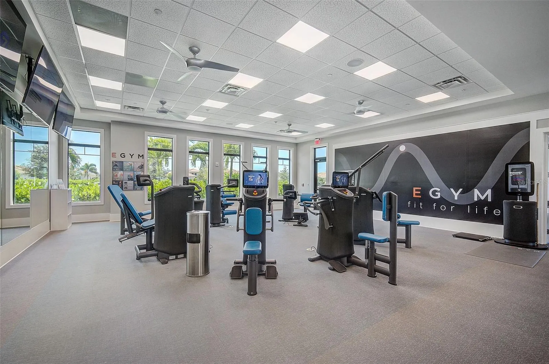 4940 Surfside Circle Bradenton FL 34211