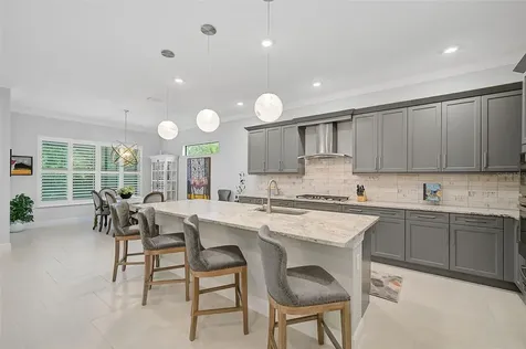 4940 Surfside Circle Bradenton FL 34211