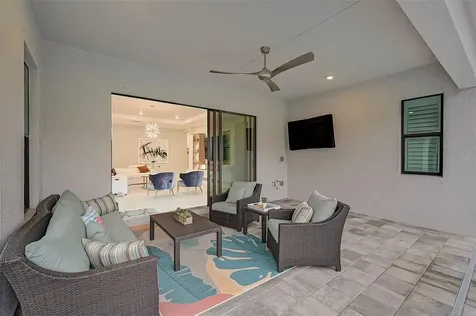 4940 Surfside Circle Bradenton FL 34211