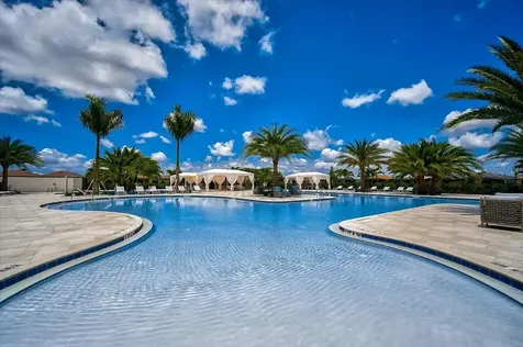 4940 Surfside Circle Bradenton FL 34211