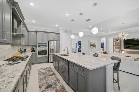 4940 Surfside Circle Bradenton FL 34211