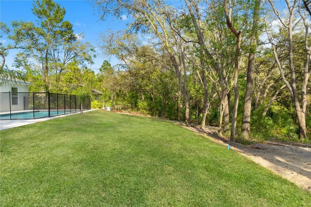 12116 Petrel Avenue Weeki Wachee FL 34614
