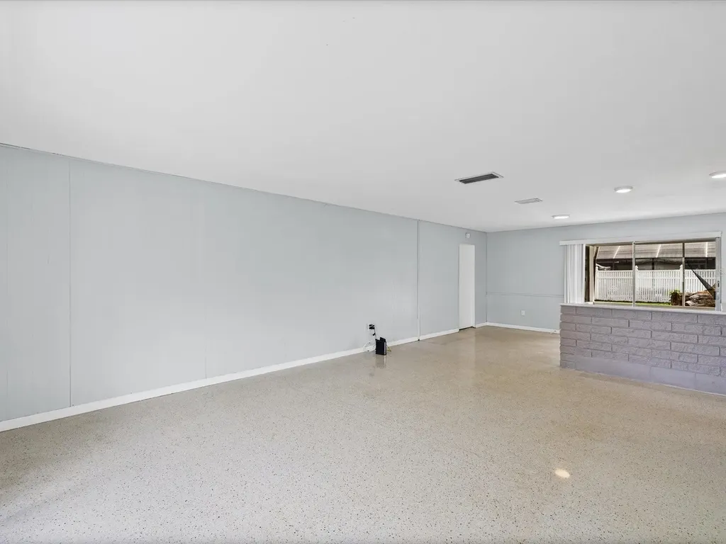 865 Imperial Drive Largo FL 33771
