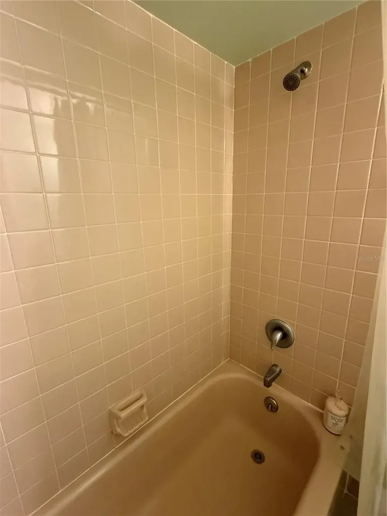24 Westhampton Drive Palm Coast FL 32164