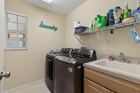6211 Bayside Drive New Port Richey FL 34652