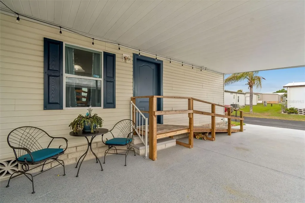 37644 Pinata Avenue Zephyrhills FL 33541