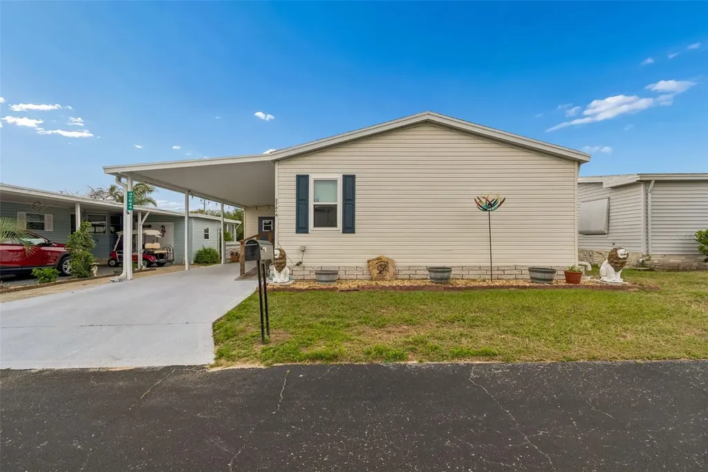 37644 Pinata Avenue Zephyrhills FL 33541