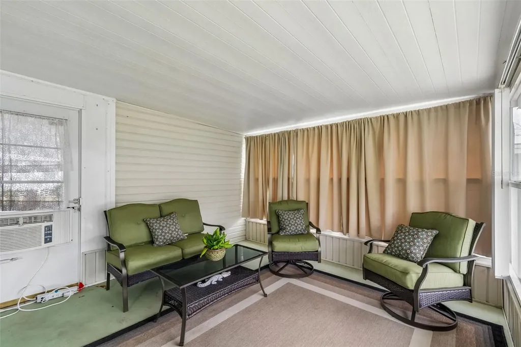 37644 Pinata Avenue Zephyrhills FL 33541