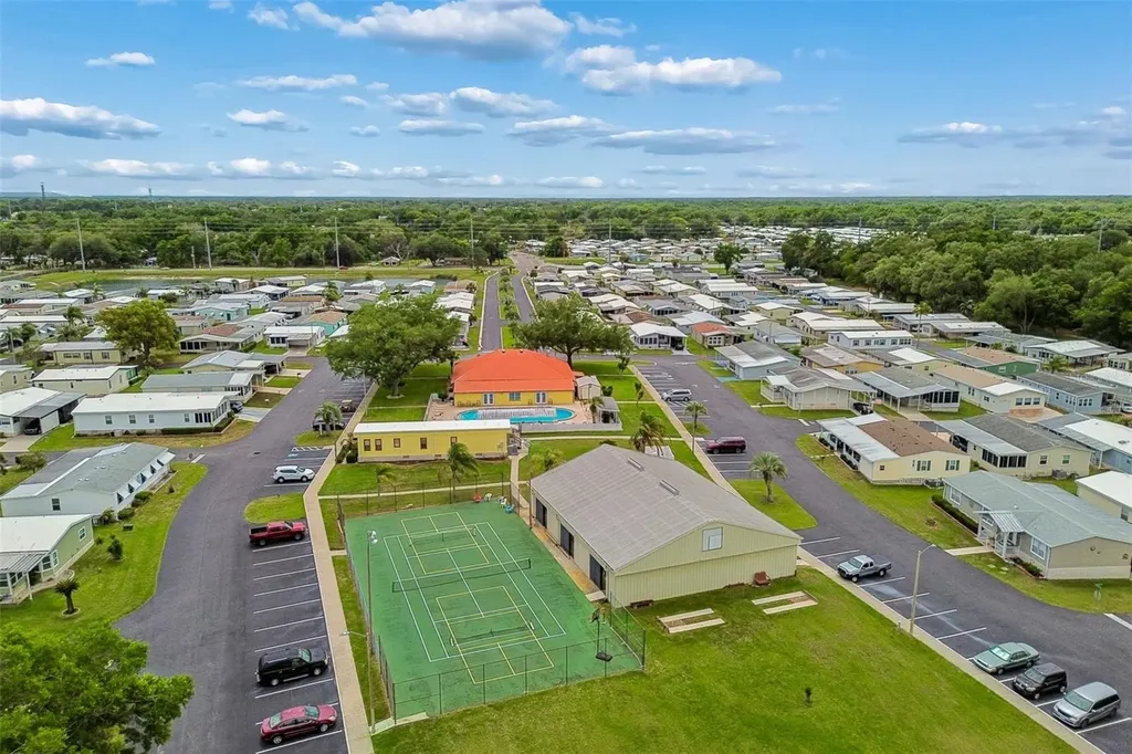 37644 Pinata Avenue Zephyrhills FL 33541