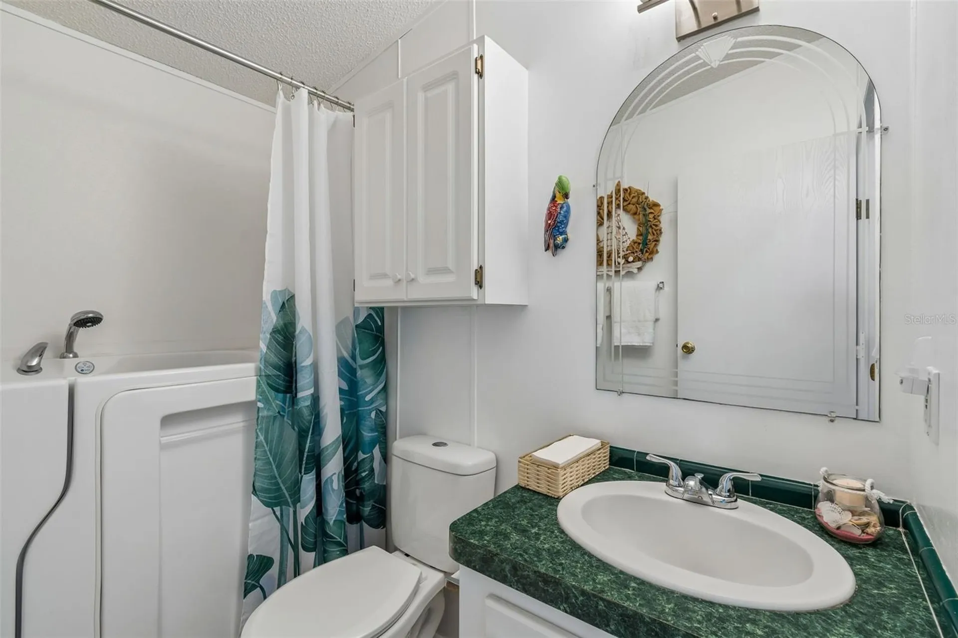 37644 Pinata Avenue Zephyrhills FL 33541