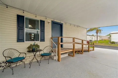 37644 Pinata Avenue Zephyrhills FL 33541