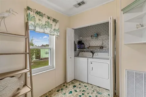37644 Pinata Avenue Zephyrhills FL 33541