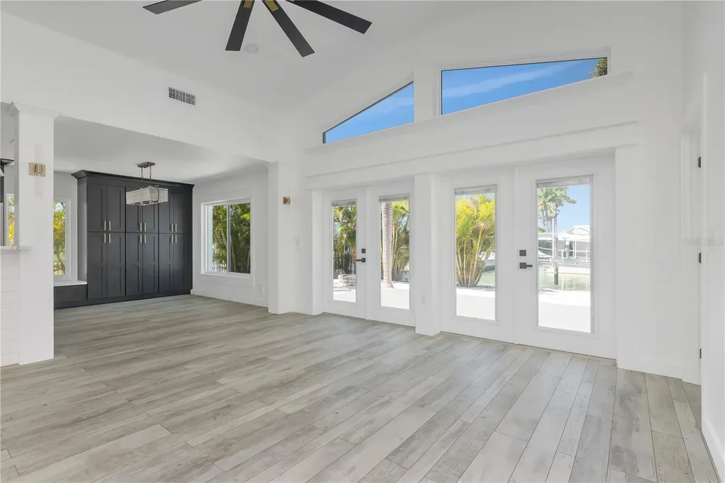 308 173rd Avenue E North Redington Beach FL 33708