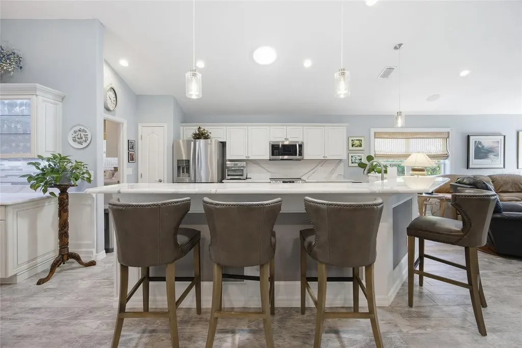 6120 Landings Boulevard Lady Lake FL 32159