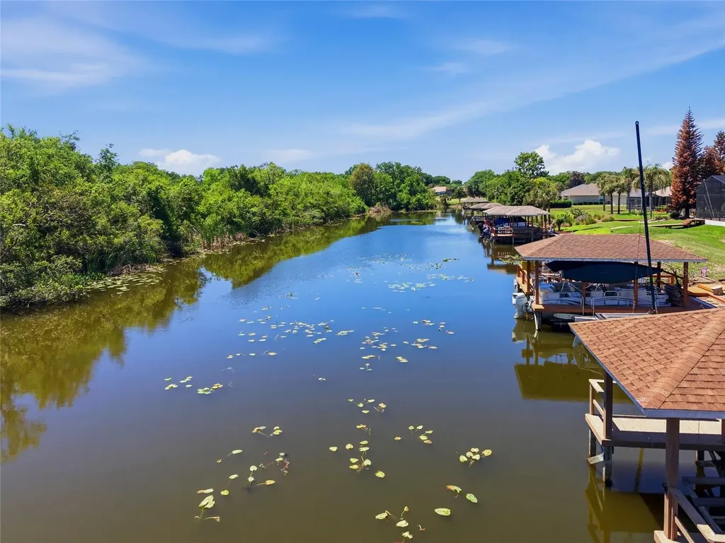 6120 Landings Boulevard Lady Lake FL 32159
