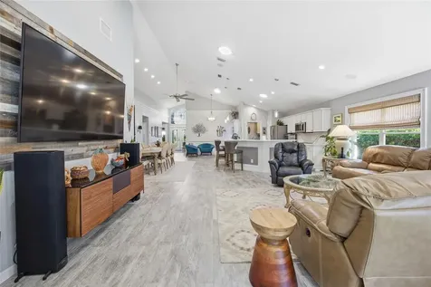 6120 Landings Boulevard Lady Lake FL 32159