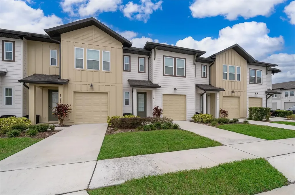 1013 Plantation Lane Davenport FL 33896
