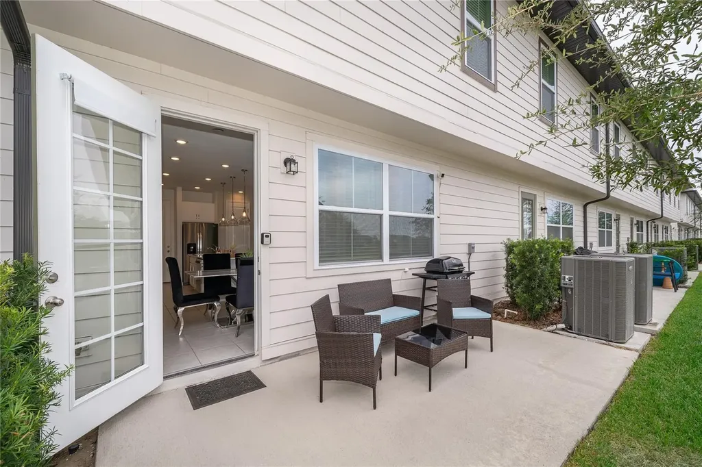 1013 Plantation Lane Davenport FL 33896