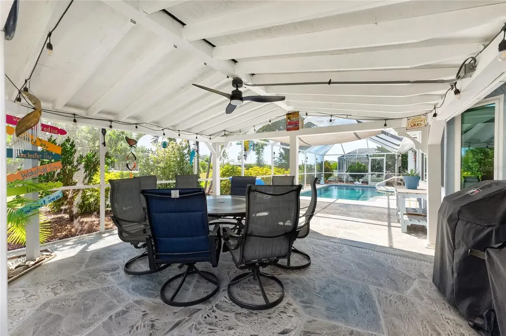 7 Sportsman Terrace Rotonda West FL 33947