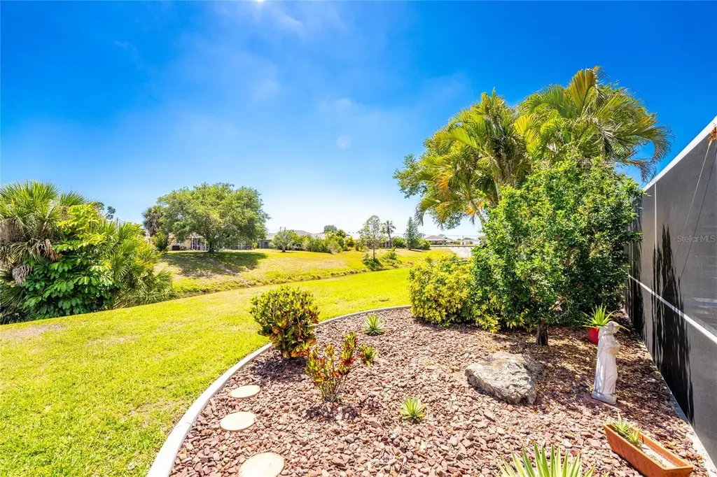 7 Sportsman Terrace Rotonda West FL 33947