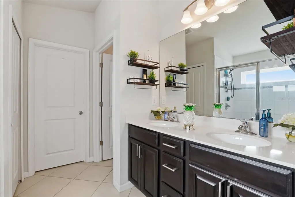 11005 Daybreak Glen Parrish FL 34219