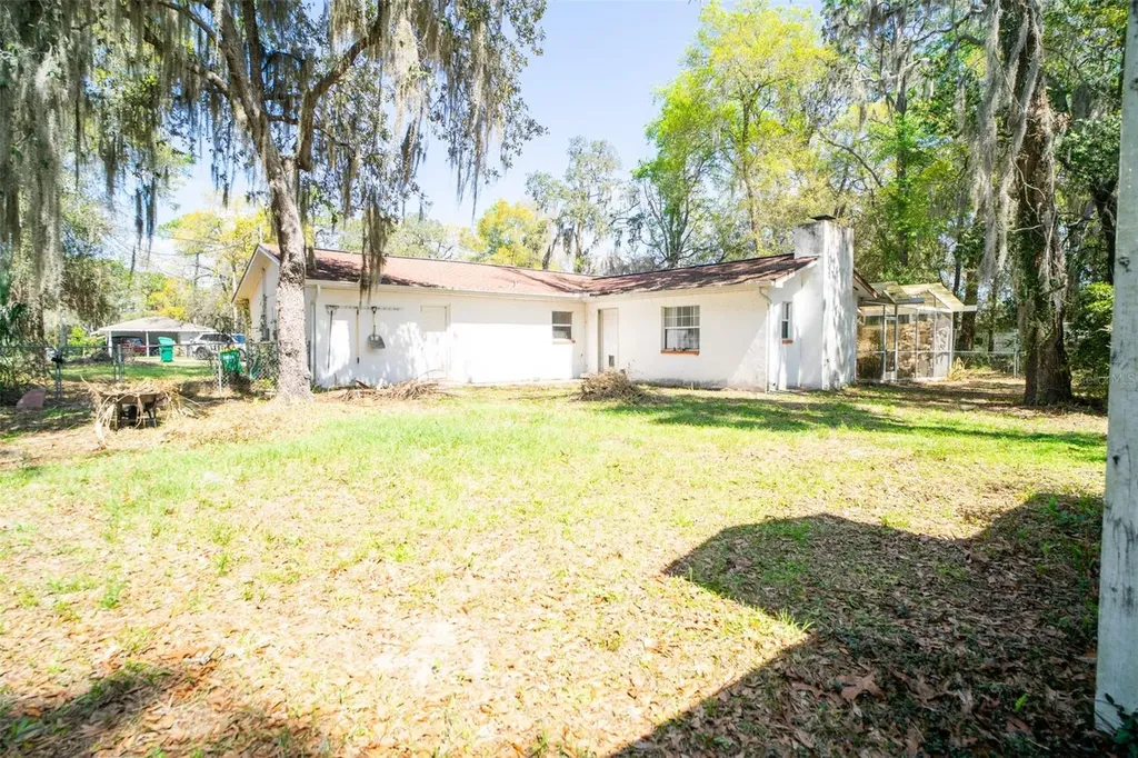 707 Howard Street Inverness FL 34453