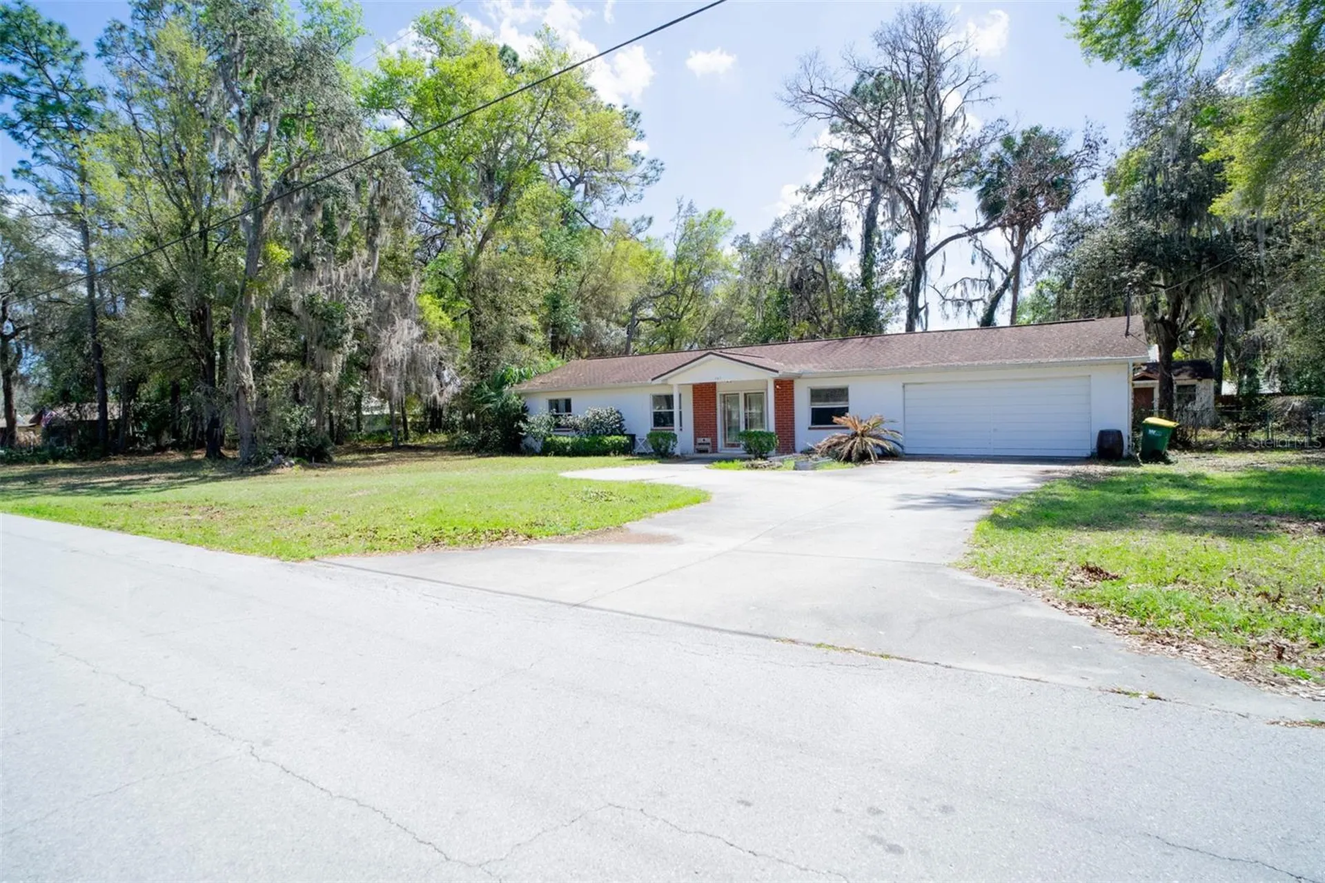 707 Howard Street Inverness FL 34453