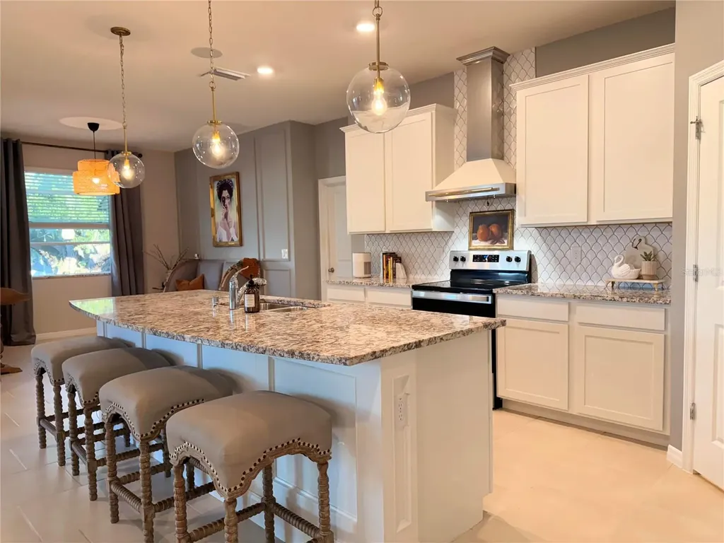 10800 Laxer Cay Loop San Antonio FL 33576