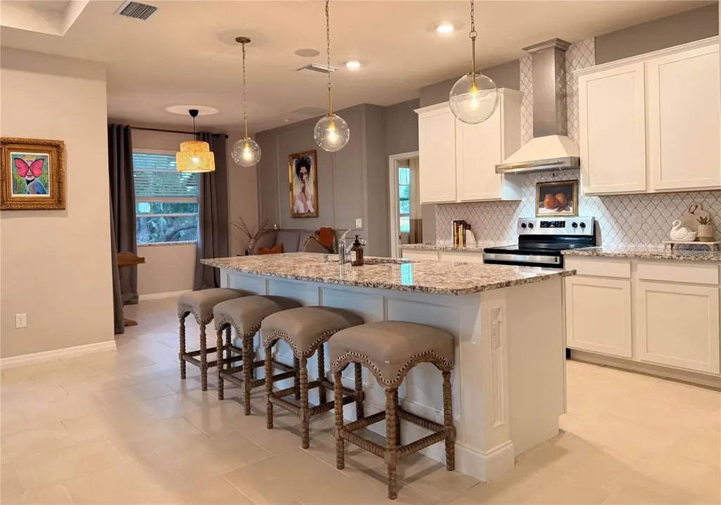 10800 Laxer Cay Loop San Antonio FL 33576