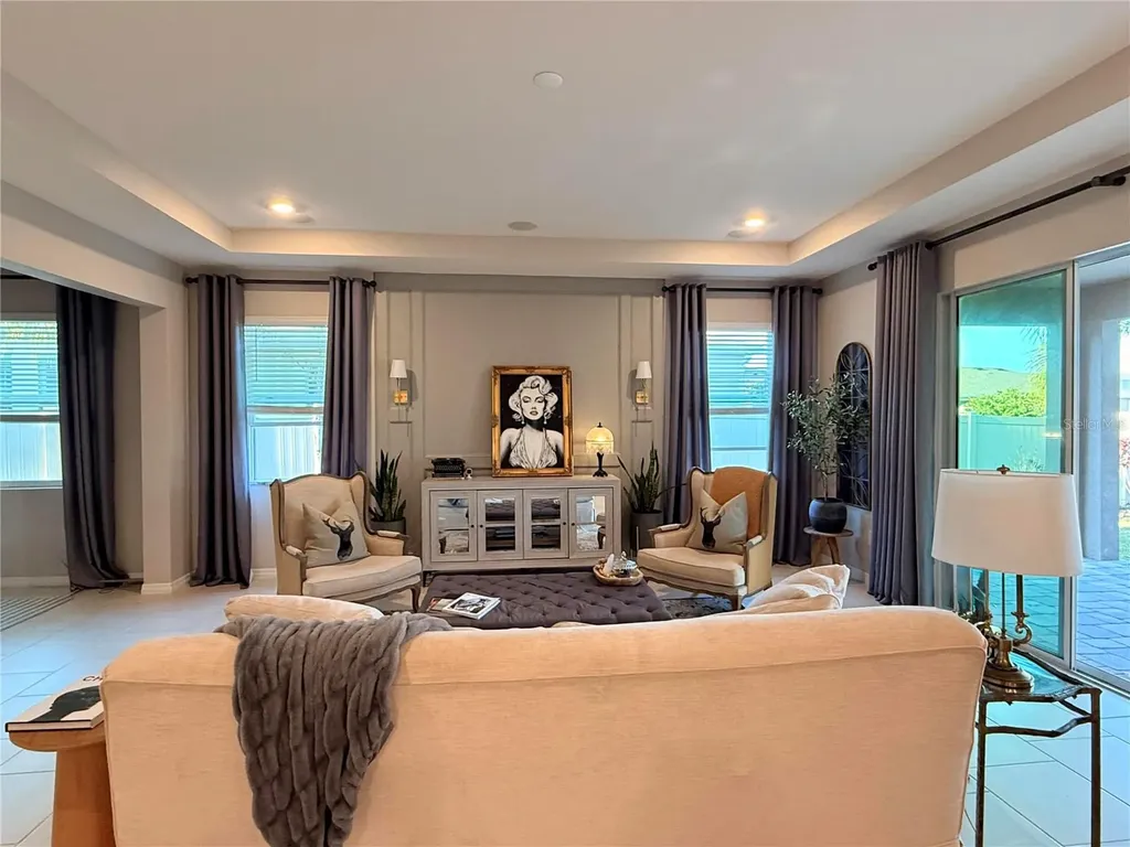 10800 Laxer Cay Loop San Antonio FL 33576
