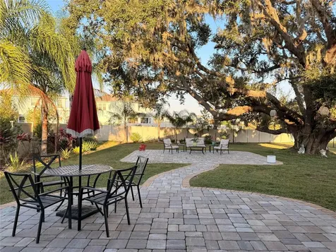 10800 Laxer Cay Loop San Antonio FL 33576