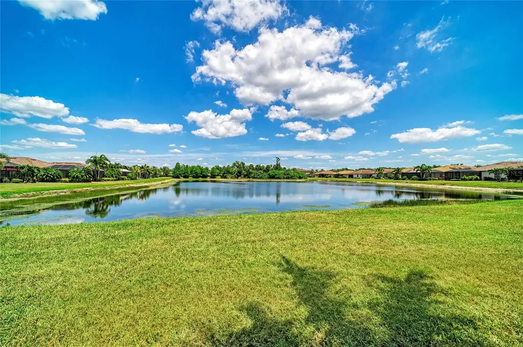 113 Wandering Wetlands Circle Bradenton FL 34212