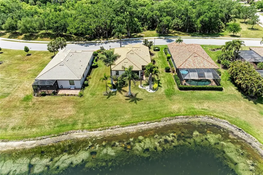 113 Wandering Wetlands Circle Bradenton FL 34212