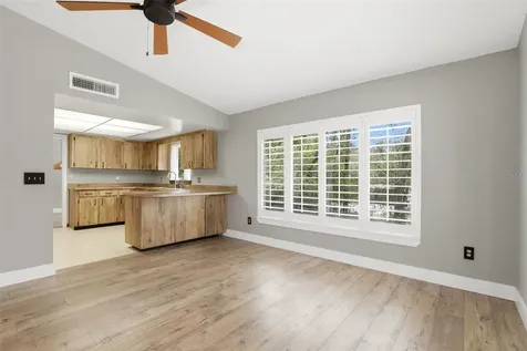 1129 Virginia Avenue Altamonte Springs FL 32701