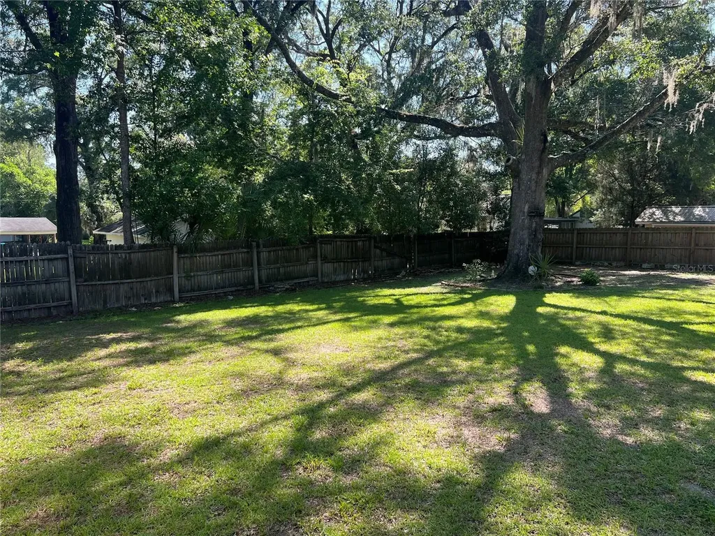 18771 NW 244th Street High Springs FL 32643